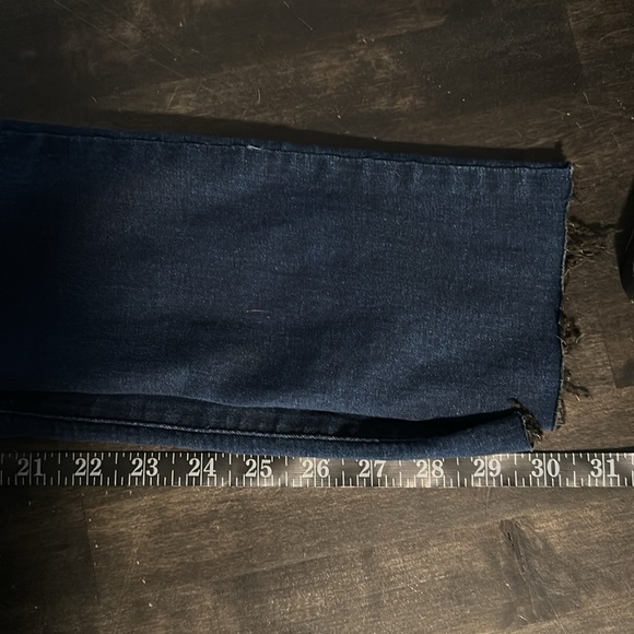 Free People High Waisted Dark Wash Frayed Hem Jeggings size 30 Long - Picture 6 of 6
